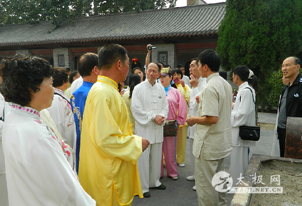 ����͢����ǰ�����±���ʦ����