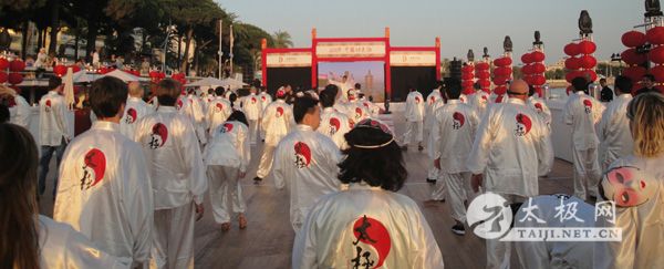 ��־ǿ������ȭ