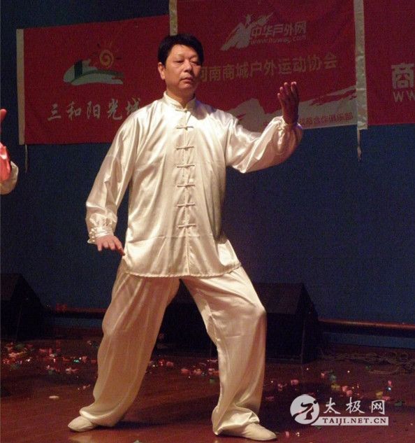 Ұ������