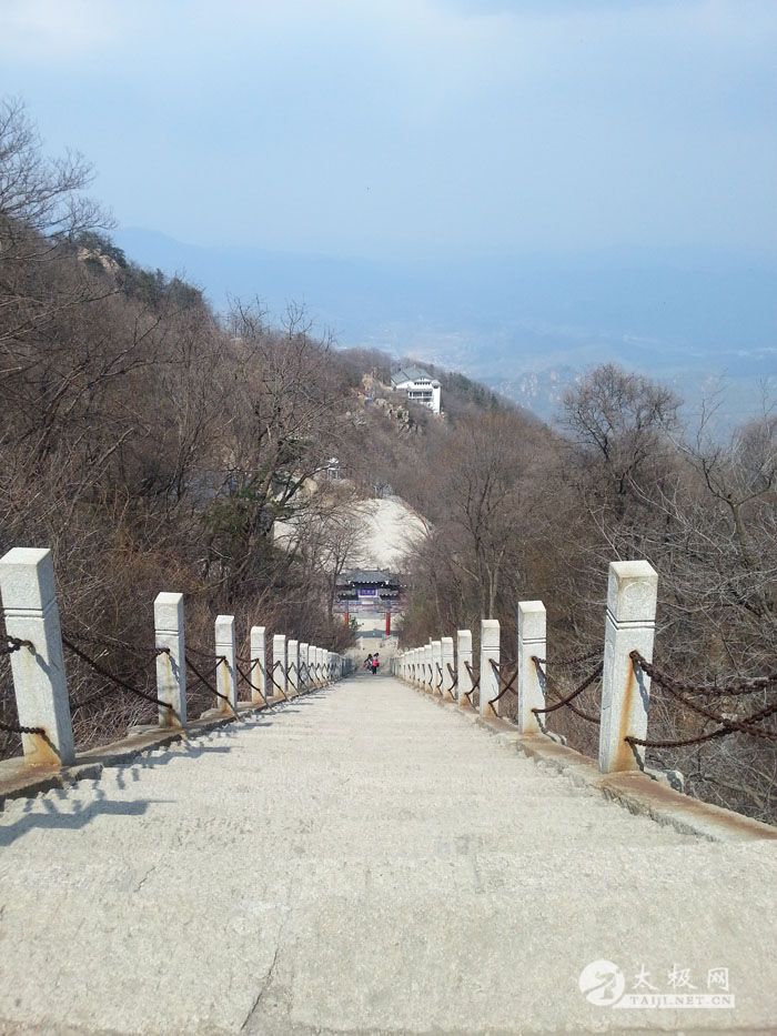 ���ӹ����أ������Ͼ�ɽ