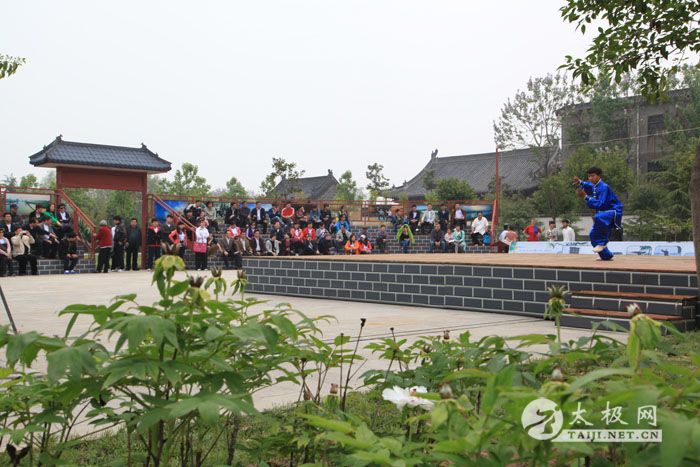 �¼ҹ��������ݶӾ���˲��