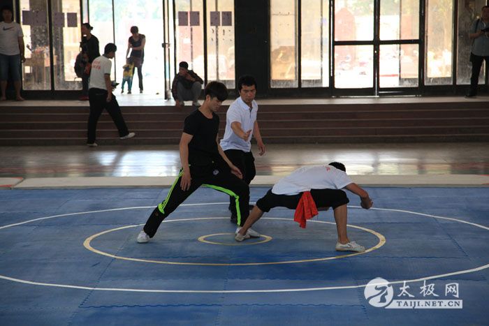 ����̫��ȭ������