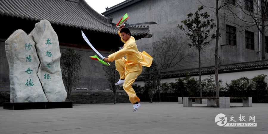 ��̫����ӥ������ص㣺�������س¼ҹ� ���ߣ��������ء������ġ����绰��13603449111.JPG