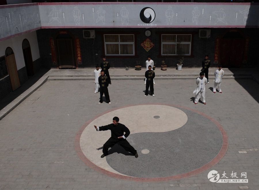 �±�̫��ȭ����