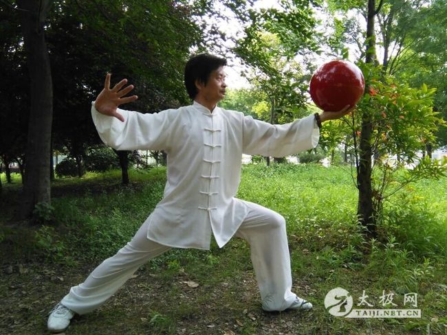 ���Ǳ� ����̫����չʾ