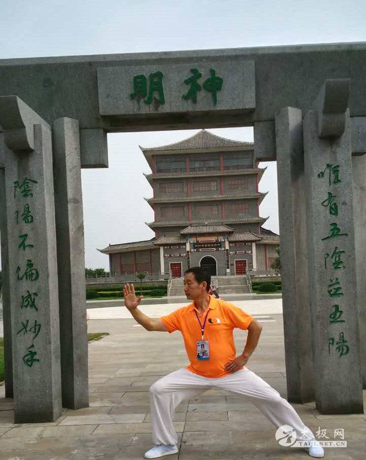 �½���������