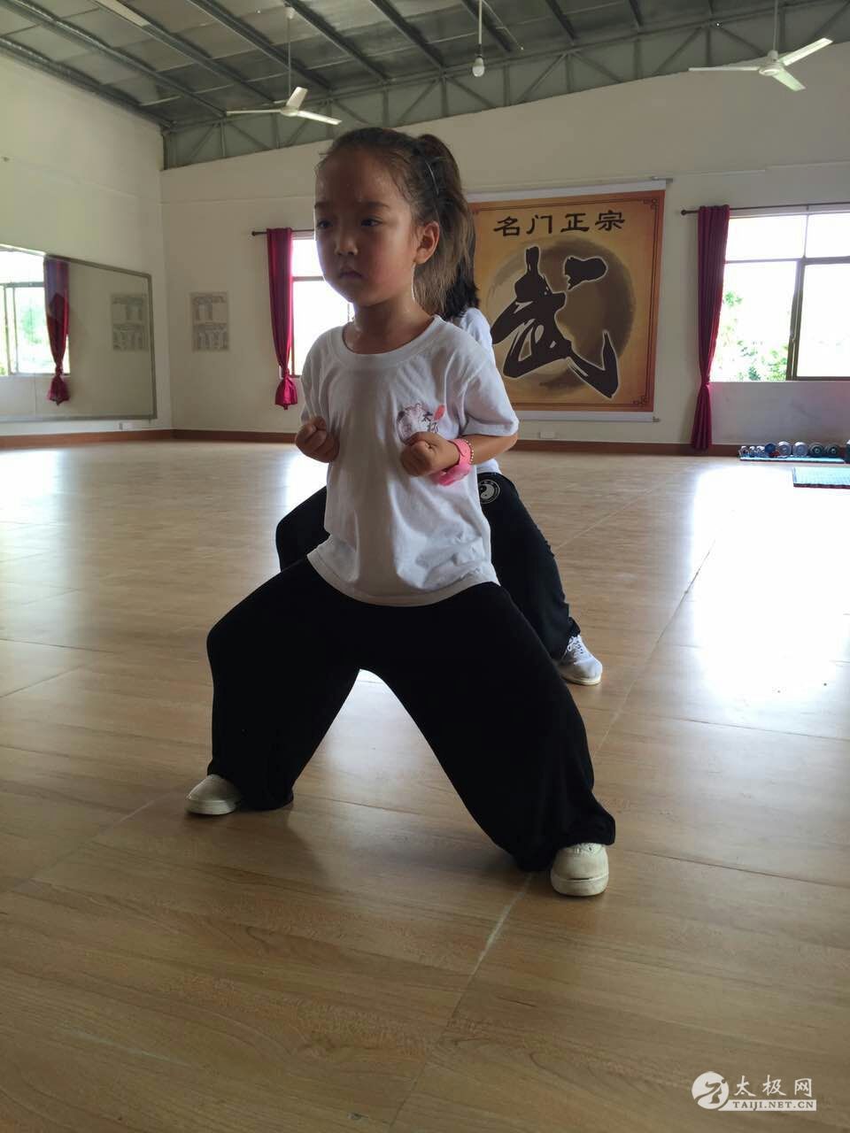 �½���Ů��������