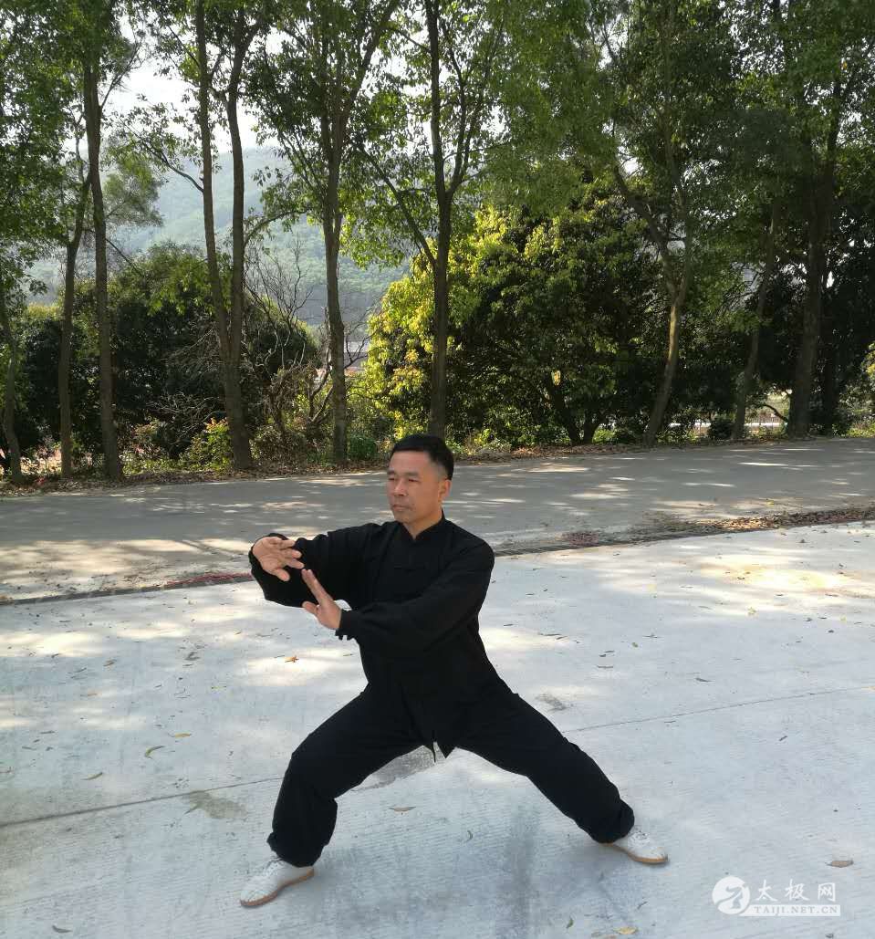 ��ʽ̫��ȭ���˷��ƻ�ȭ��ͼ��