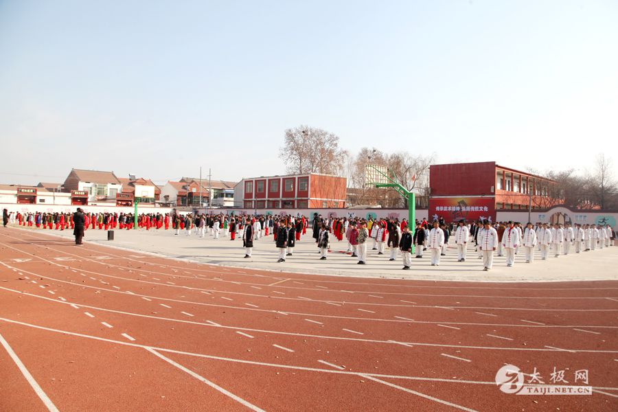 �ű���̫����Ժ������ǼСѧ̫��ȭ�ƹ����Ľ�����ʽͼƬ����