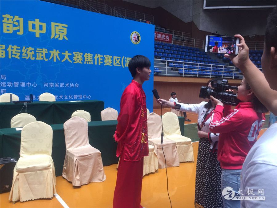 �����Ա���ܼ��ߵĲɷ�