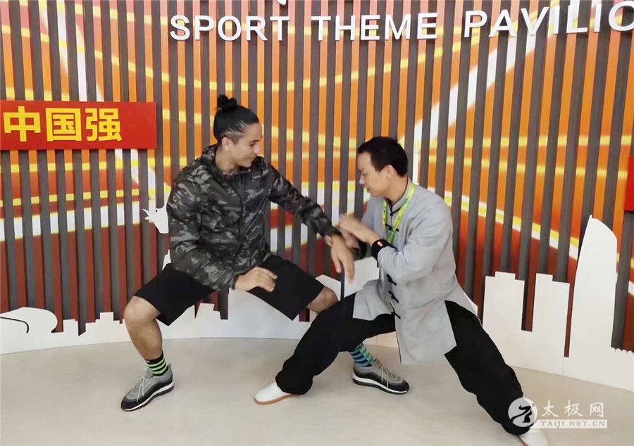 11�ղ�ѹ�� ��������.jpg