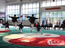 �س���Ӣ���Ӳ�̫��ȭרҵ�����Ŷӳﱸ���������