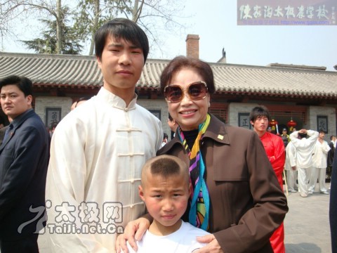 陈姓人口多少人_太极大师陈正雷