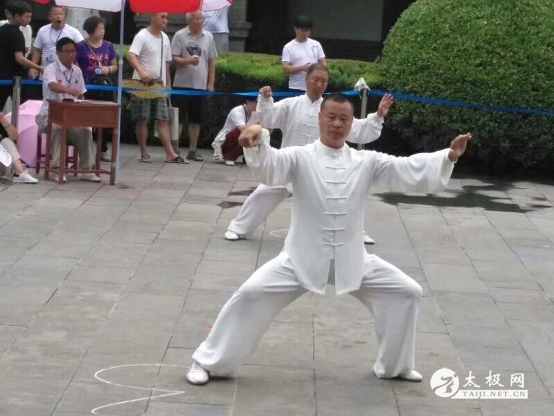 a10423e17a501c5410e7e1f4cf1e92a9.jpg