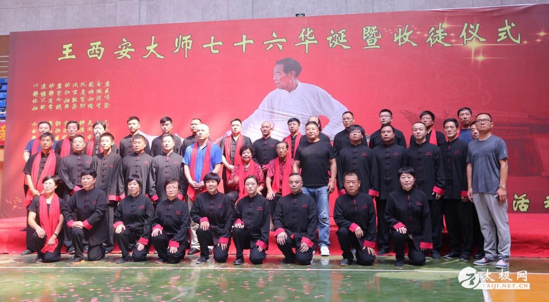 c5c0f1f2a8a56f2a54ece188d1549aed.jpg